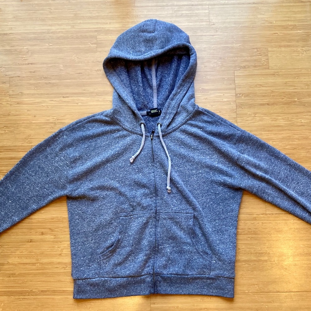 🎗Forever 21 Cropped Zip Up Hoodie🎗